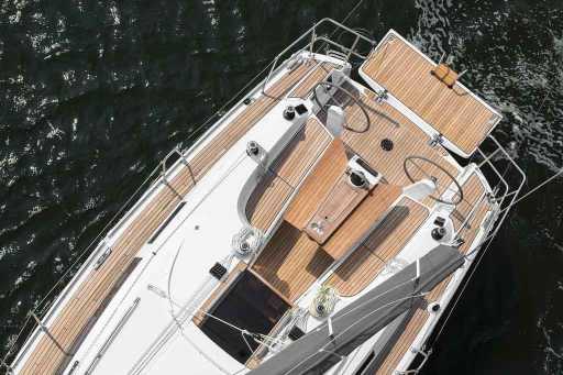 BAVARIA CRUISER 34