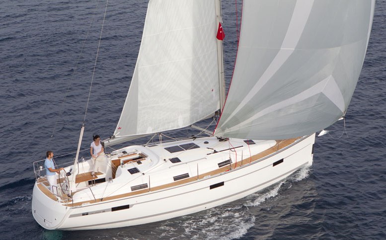 BAVARIA CRUISER 36