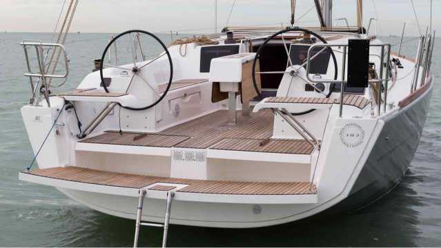 DUFOUR 382 GL