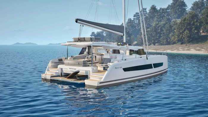 FOUNTAINE PAJOT 44