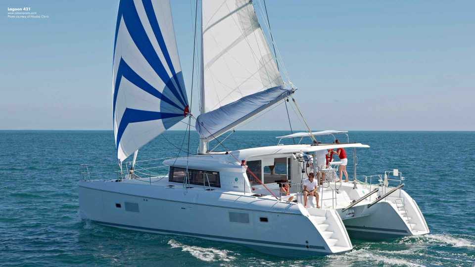 LAGOON 421