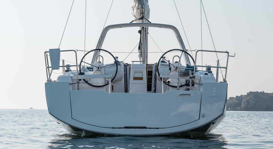 OCEANIS 38.1