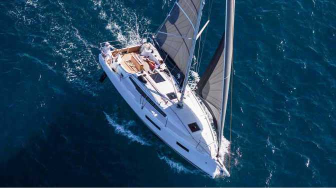 SUN ODYSSEY 350