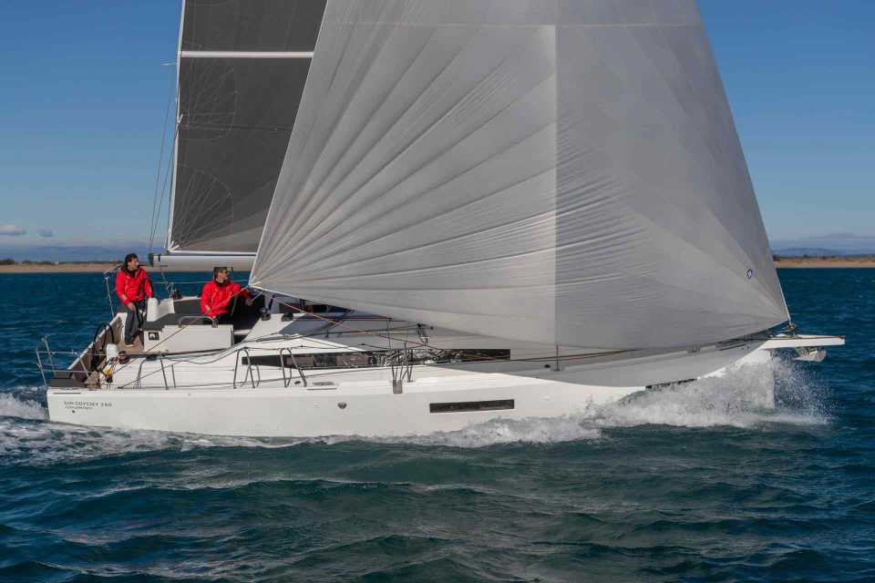 SUN ODYSSEY 380